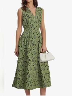 NWT LADYFUL Floral Jacquard Midi Dress, Size S